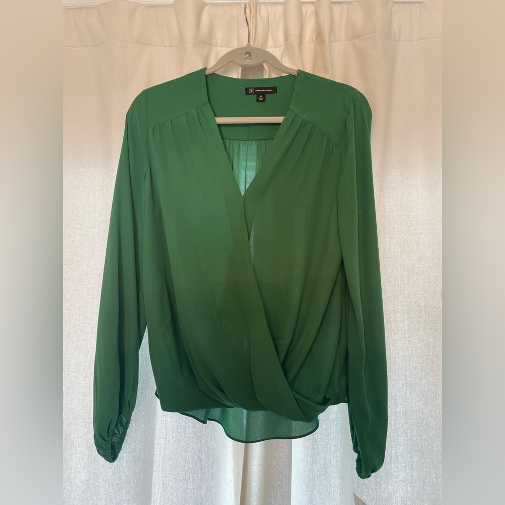 Emerald Green Bubble Hem Blouse
